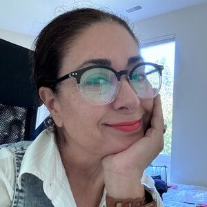 NEW Prescription Glasses with NO prescription lenses